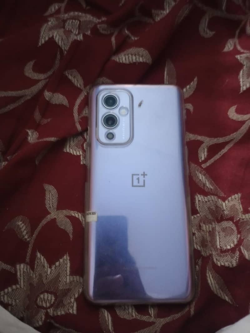 OnePlus 9 5