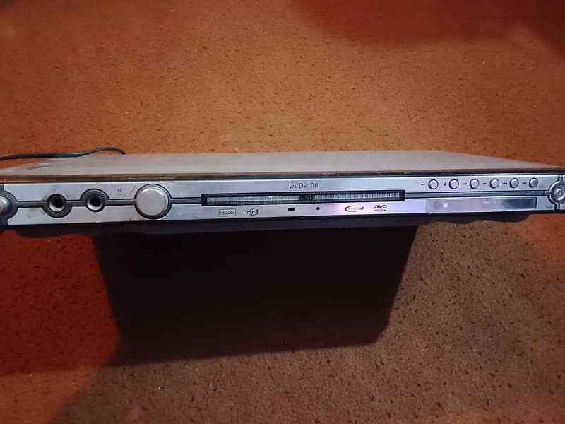 DVD player 2