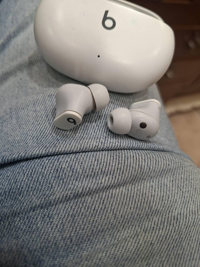 Beats Studio Buds 5