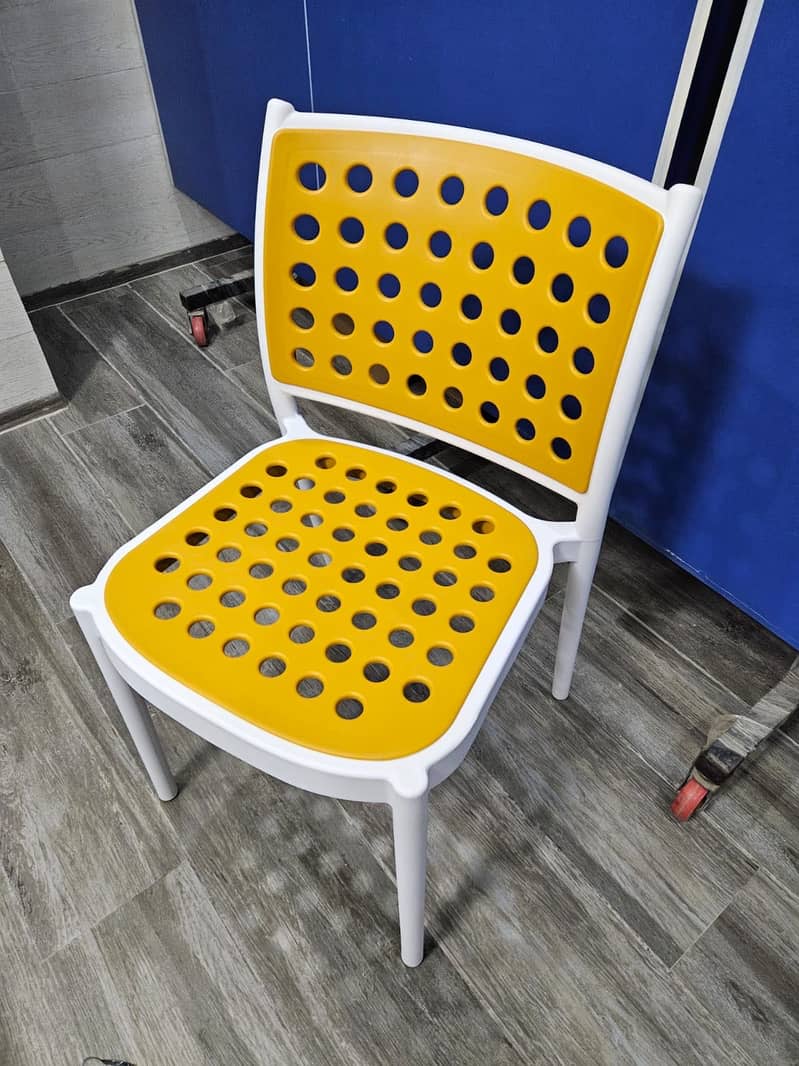 PP chairs 3