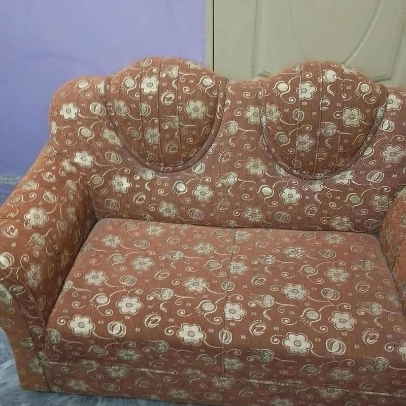 3'2'1 seater sofa 1