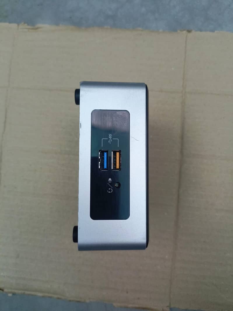 Mini PC Intel NUC 2