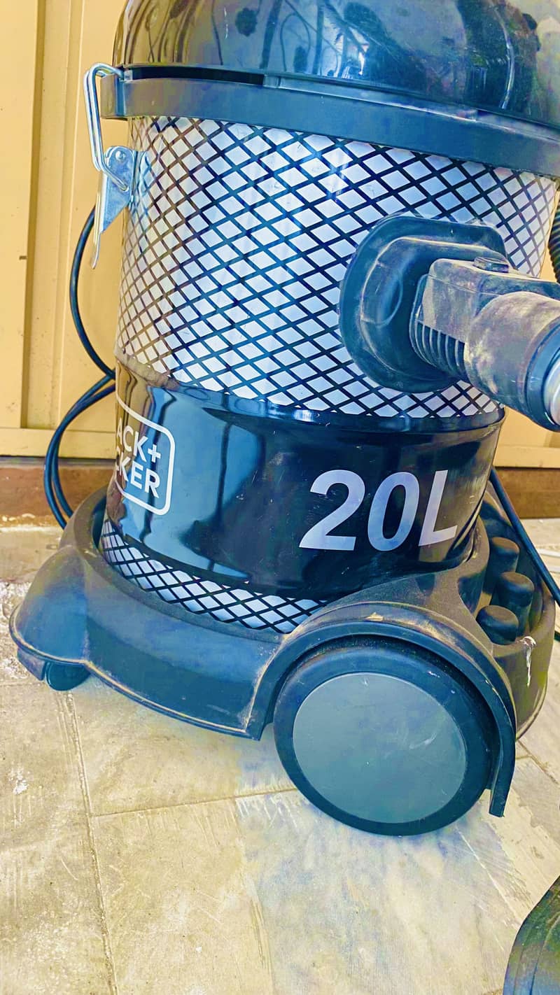 Vacuum cleaner 1
