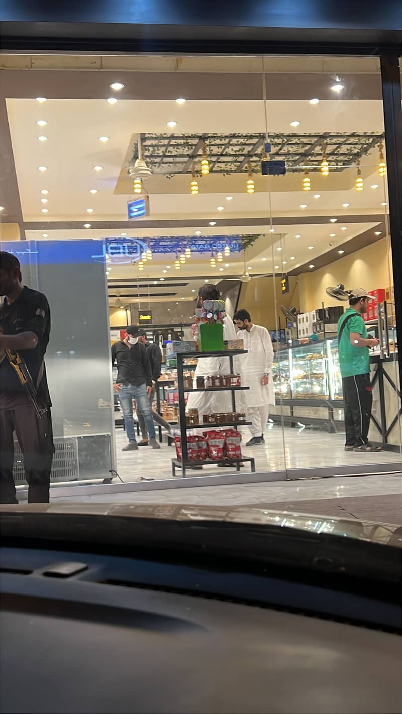 میڈیسن سٹور ہیلپر درکار 0