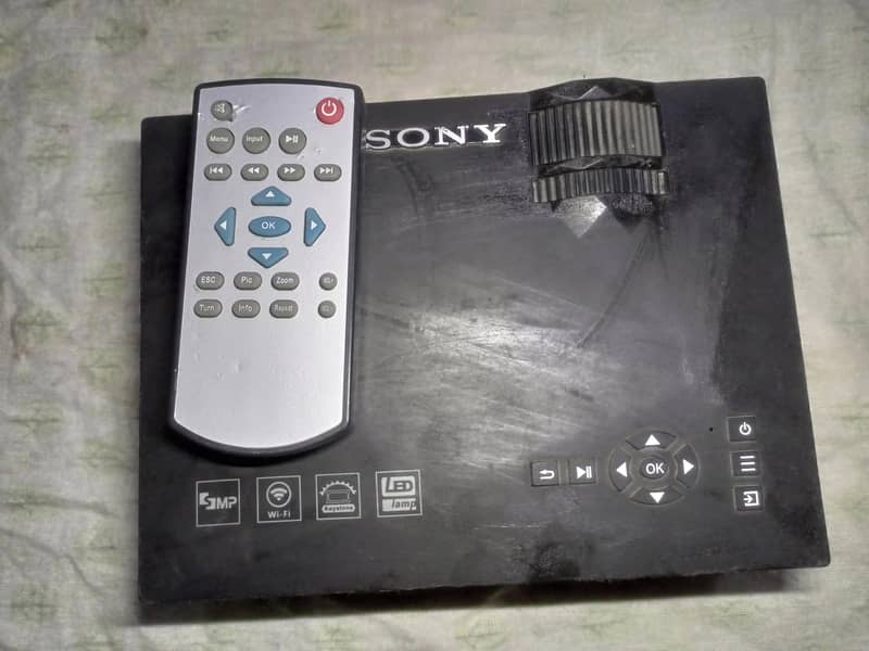 Sony 4k LED projector 0