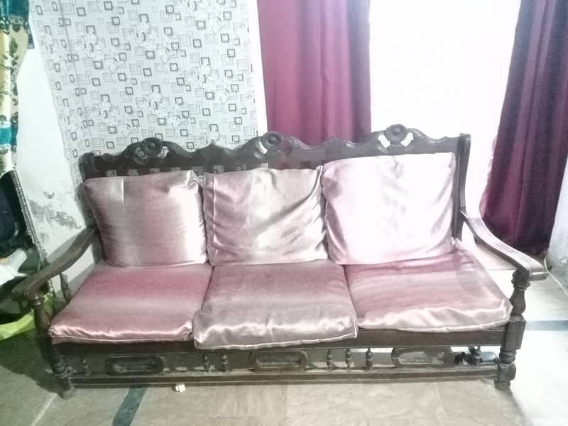 sofa pyor lakri 0