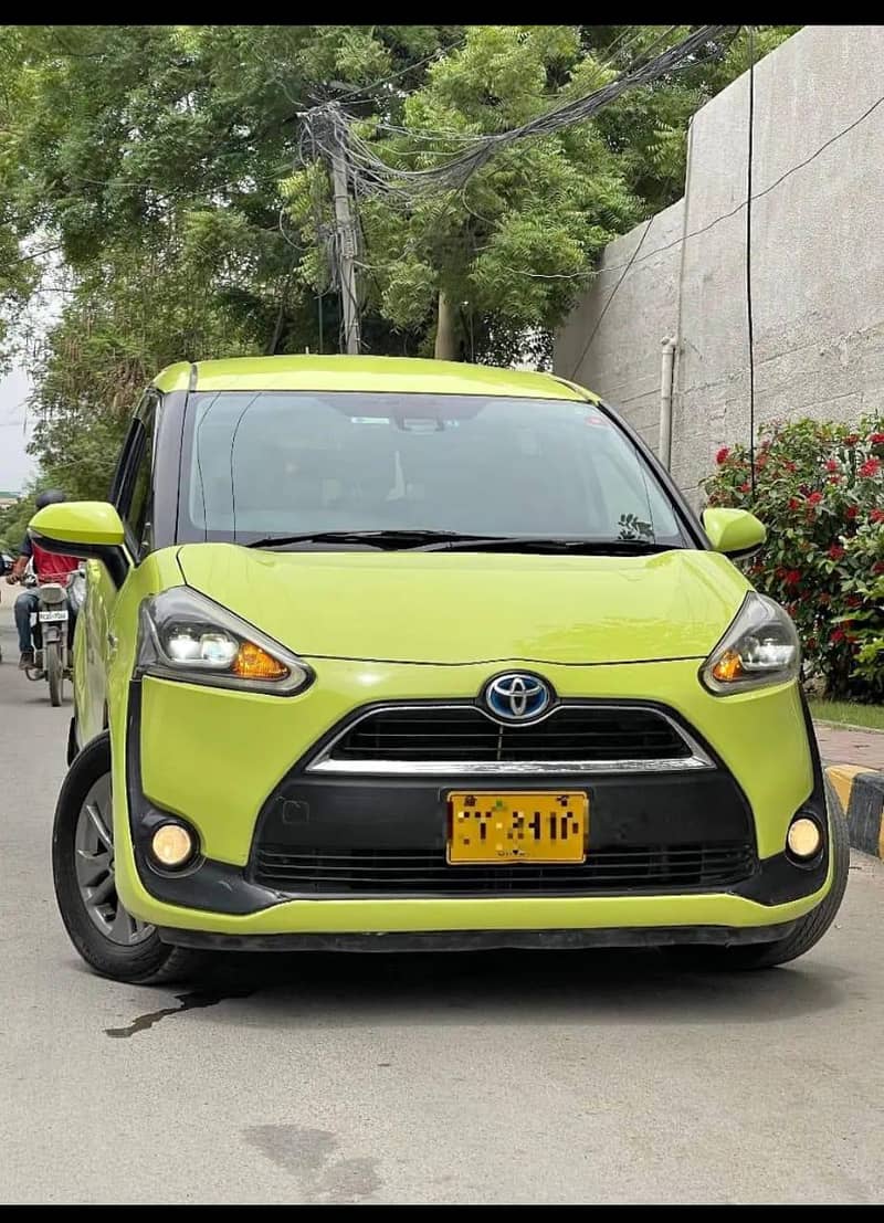 Toyota Sienta 2015/20 0