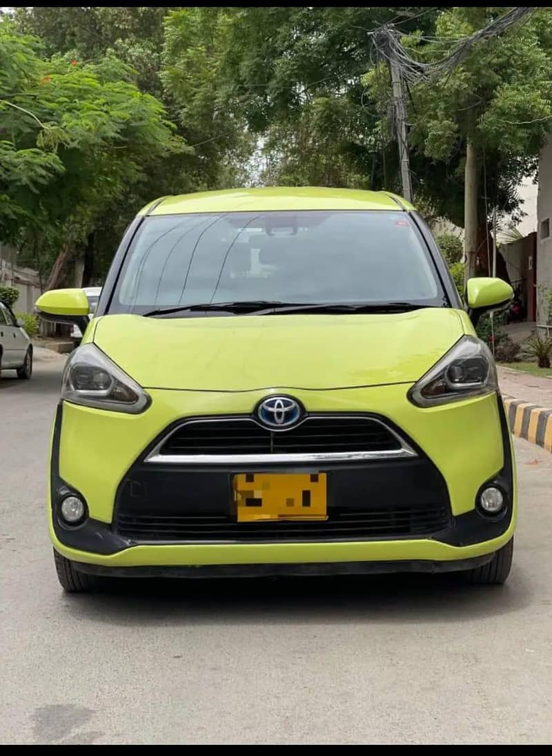 Toyota Sienta 2015/20 1