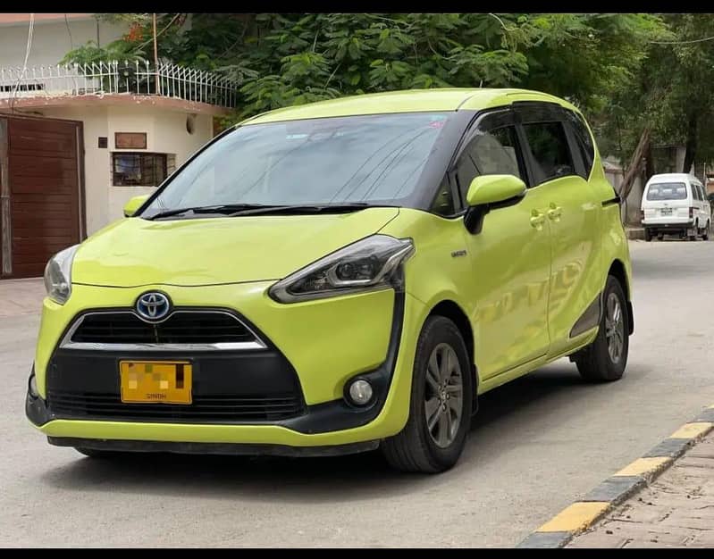 Toyota Sienta 2015/20 3
