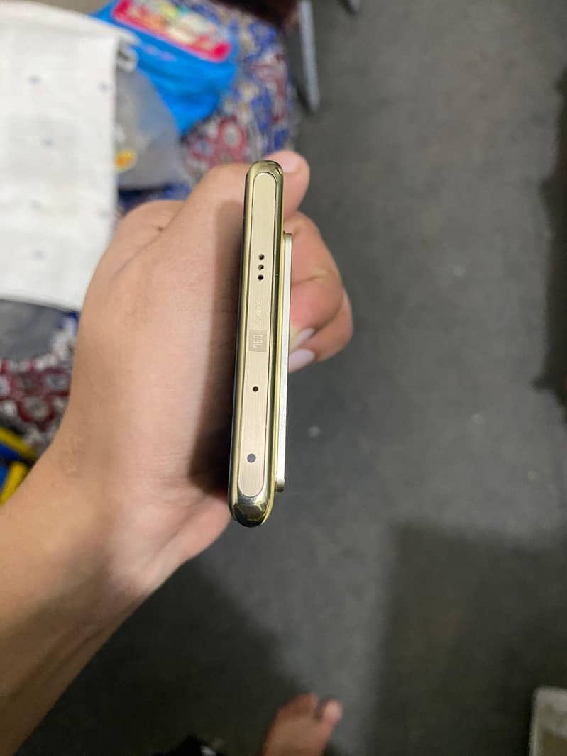 Infinix Note 40 Pro 3