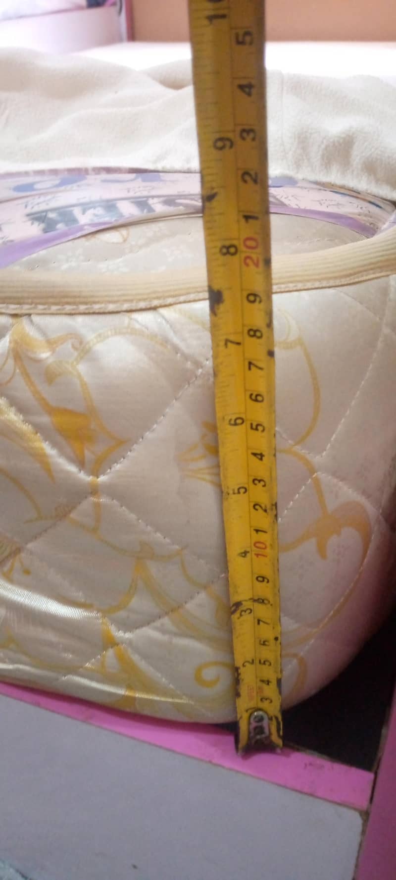 single bed / lower bed 2