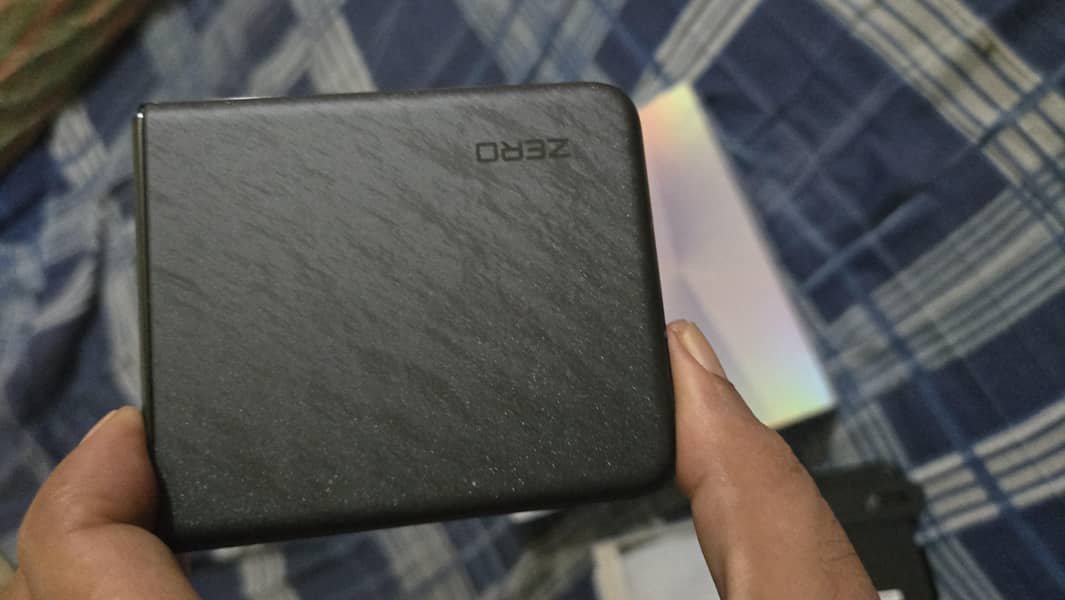 Infinix zero flip 0
