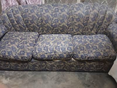 1 seater + 3 seater sofa set in good condition
