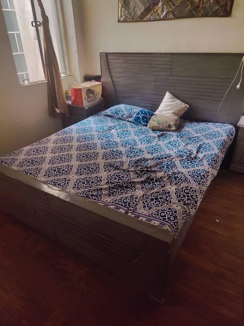 king bed 1