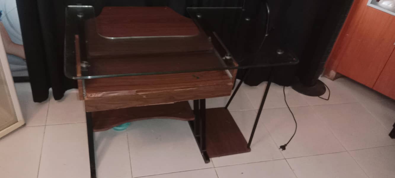 computer table 7