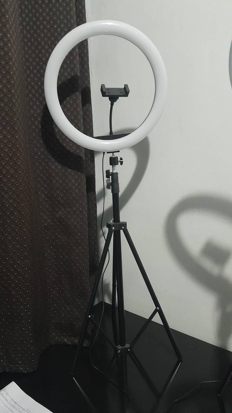 Whitle LED Ring Light 1