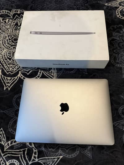 MacBook Air 2020 | Core i3 | 8GB / 256GB