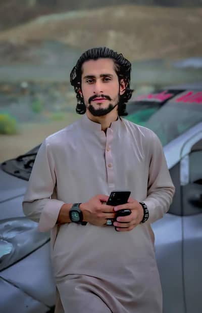I want to need job out of country ma b ho chlyga