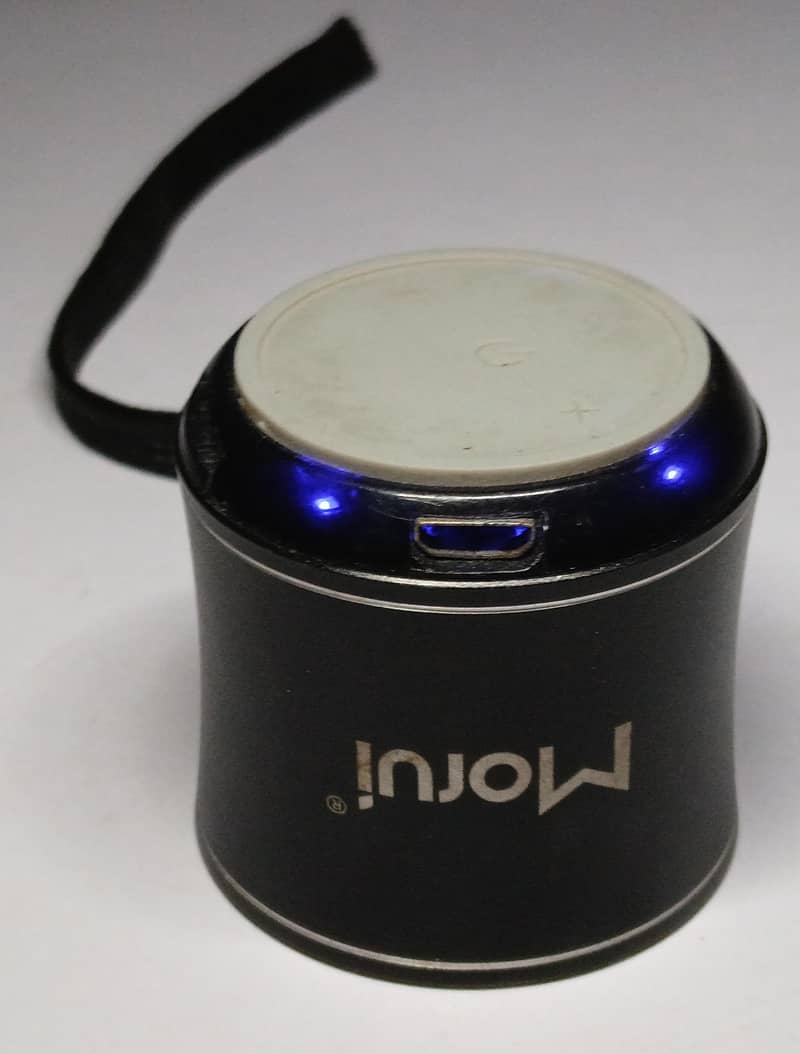 Morui Mini Bluetooth Speaker 1