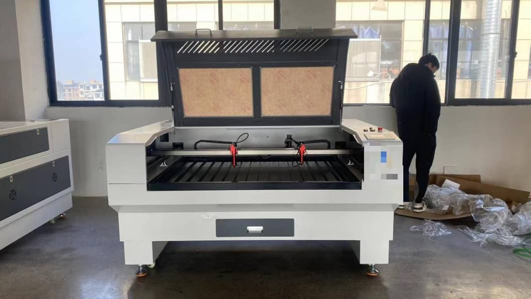 laser engraving machine 0