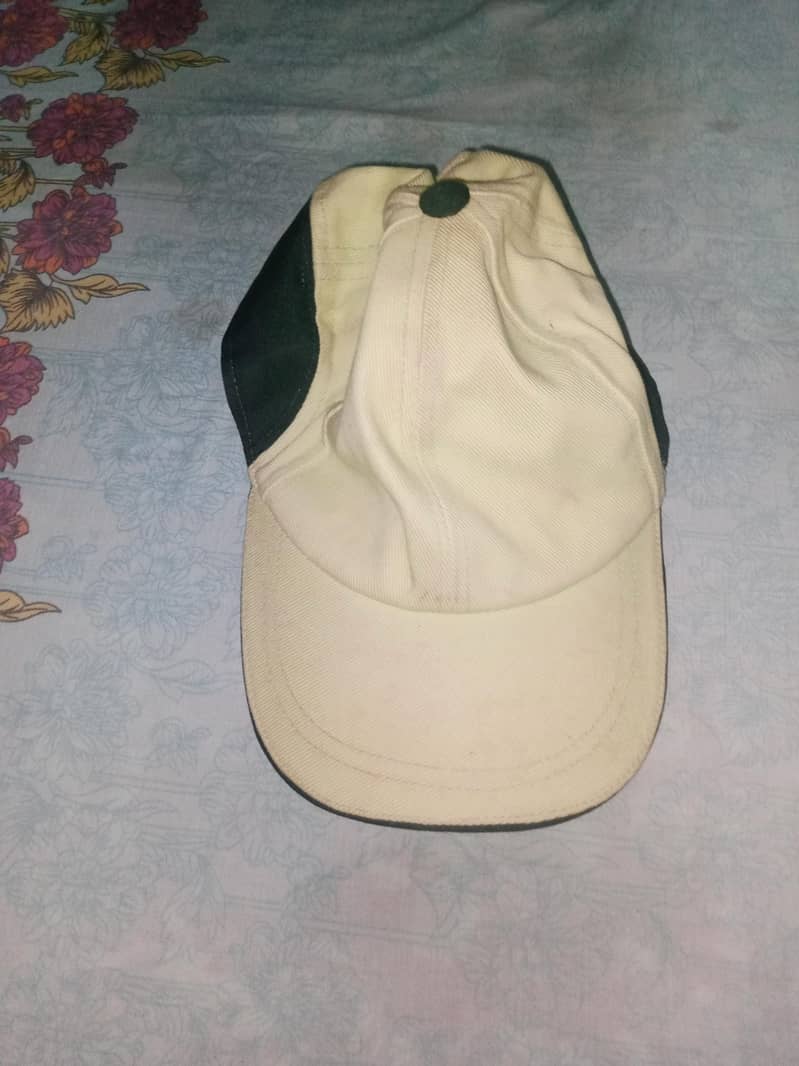 Cap green 1
