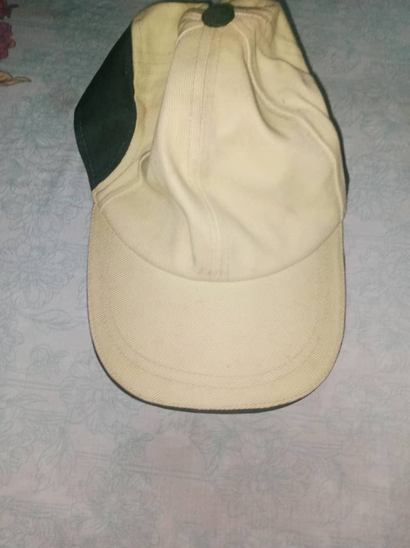 Cap green 2