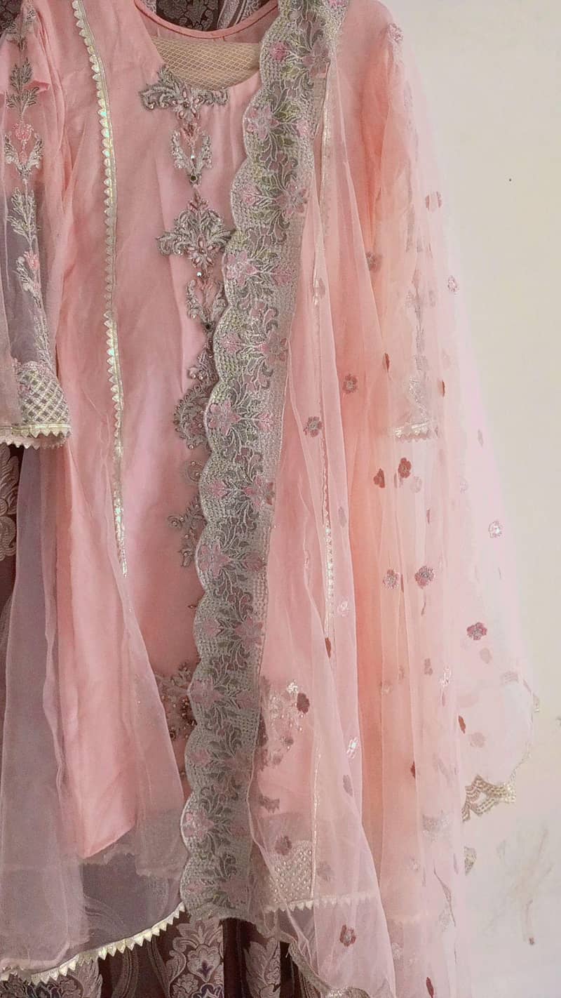 Ayesha's 1