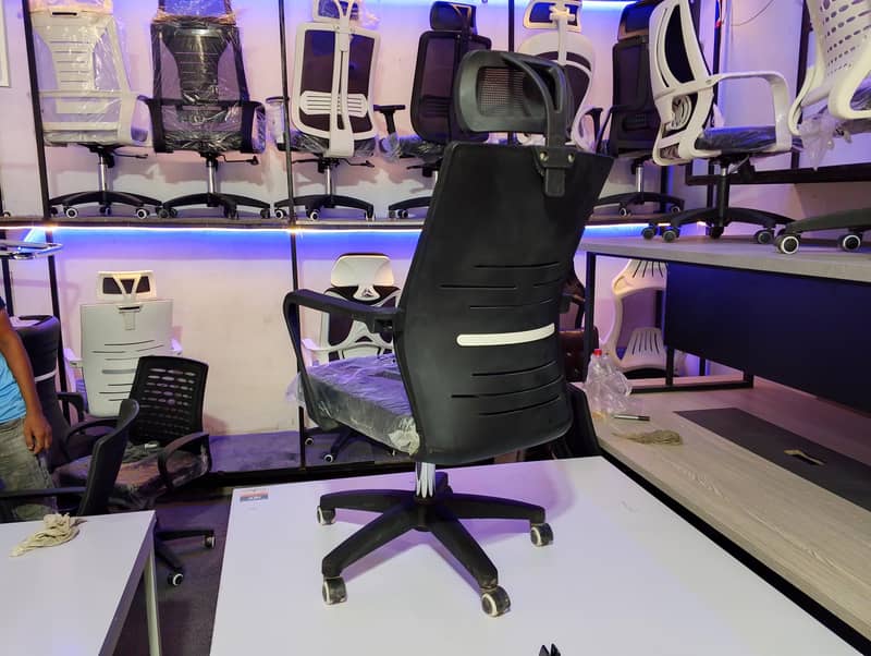 آرام دہ اور جدید آفس چیئر – بہترین کوالٹی ہائی کوالٹی اور ایرگونومک 14