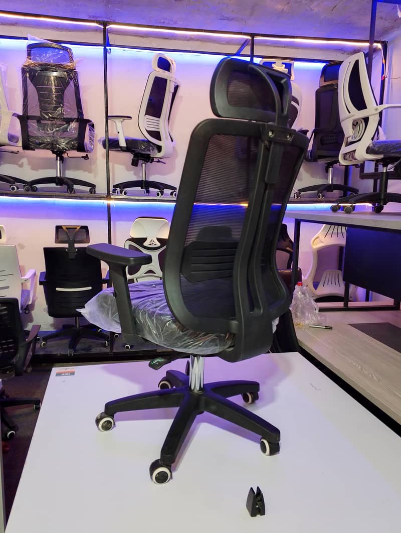 آرام دہ اور جدید آفس چیئر – بہترین کوالٹی ہائی کوالٹی اور ایرگونومک 16