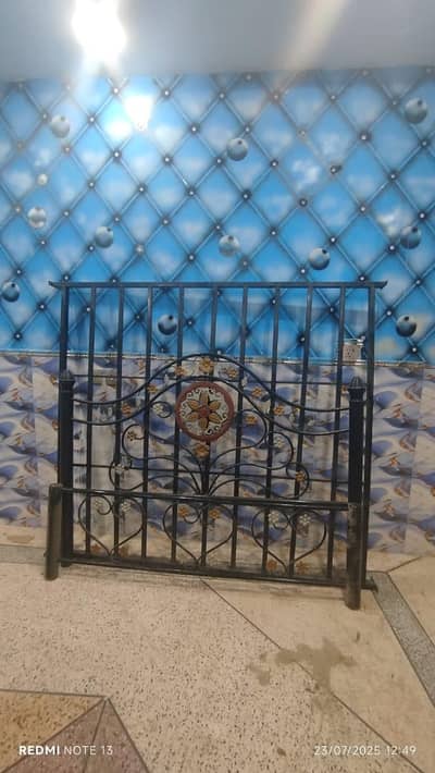 iron bed king size urgent sale