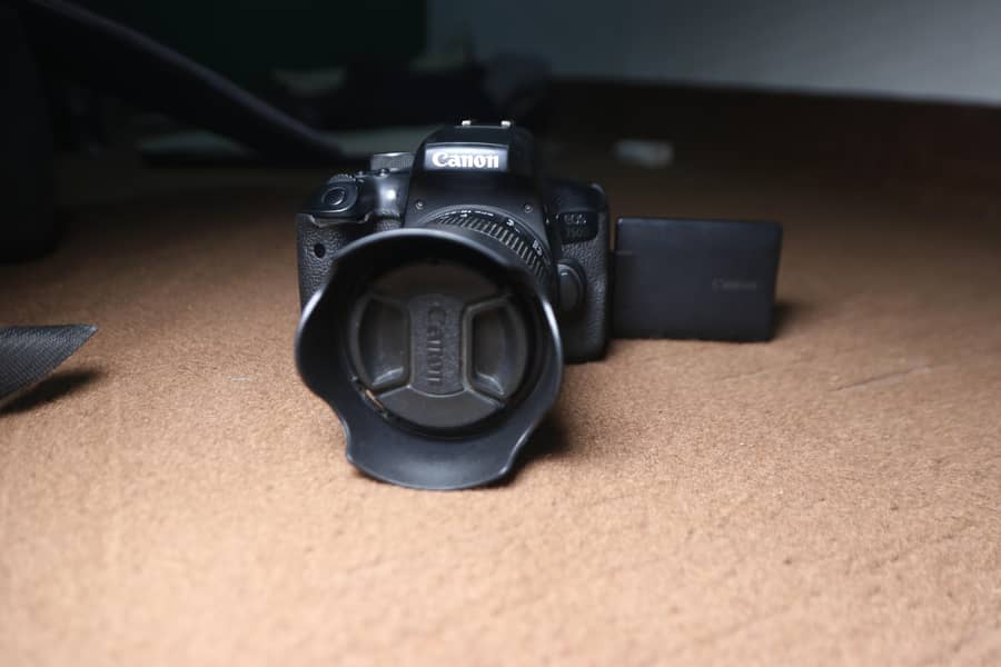 Canon 750d camera 2