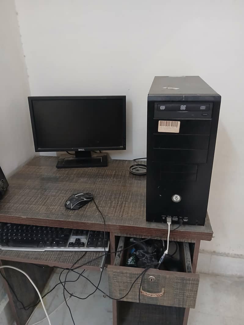 Desktop PC 0