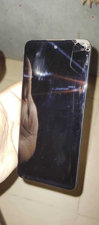 LG K83 6/128 GB
