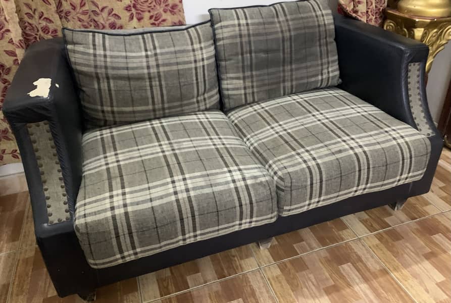 Sofa set 0
