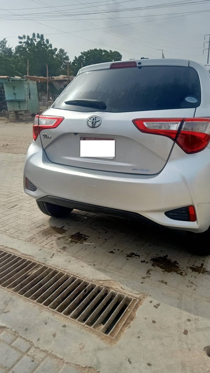 Vitz 17/20 Silver 1