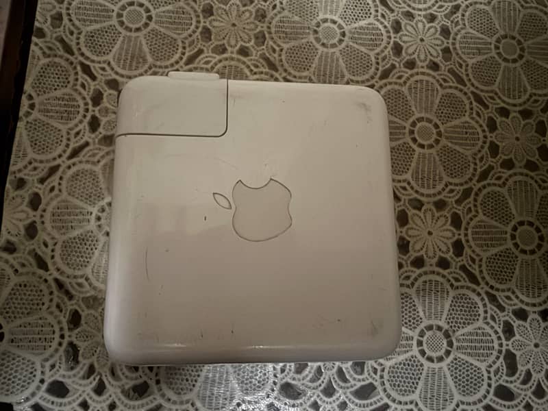 61w adapter 1