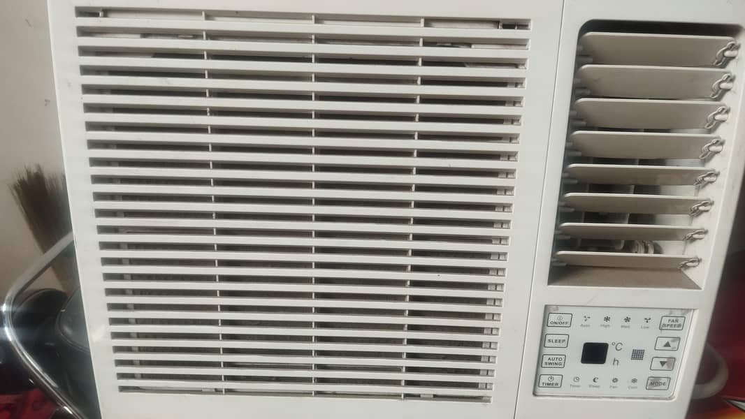 slightly used window AC 1