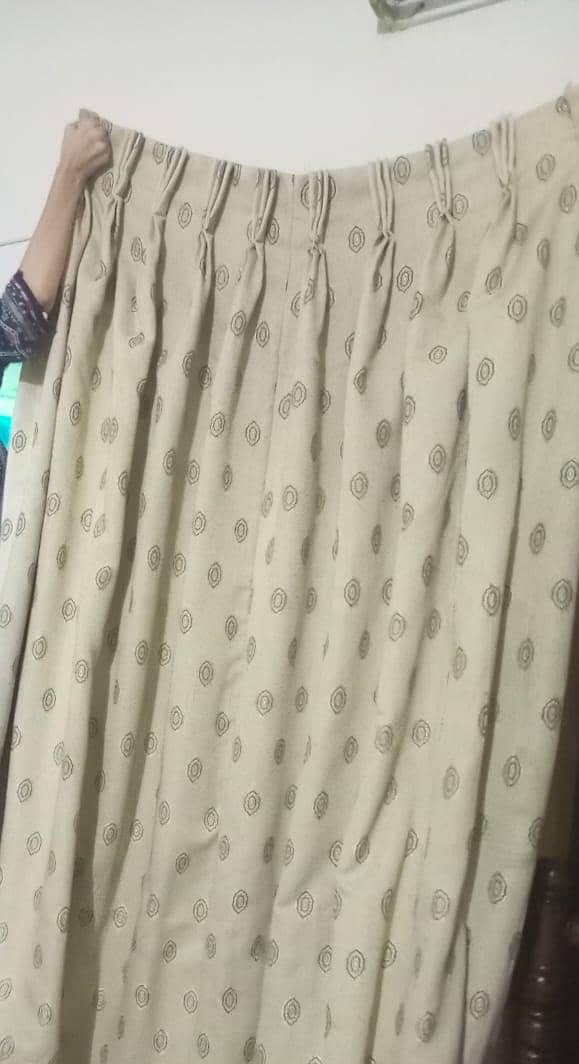 Off-white Curtains 0