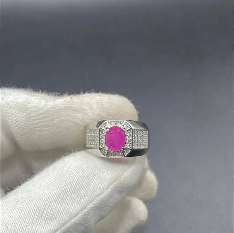 Ruby Ring GGI Certified Gemstone 0
