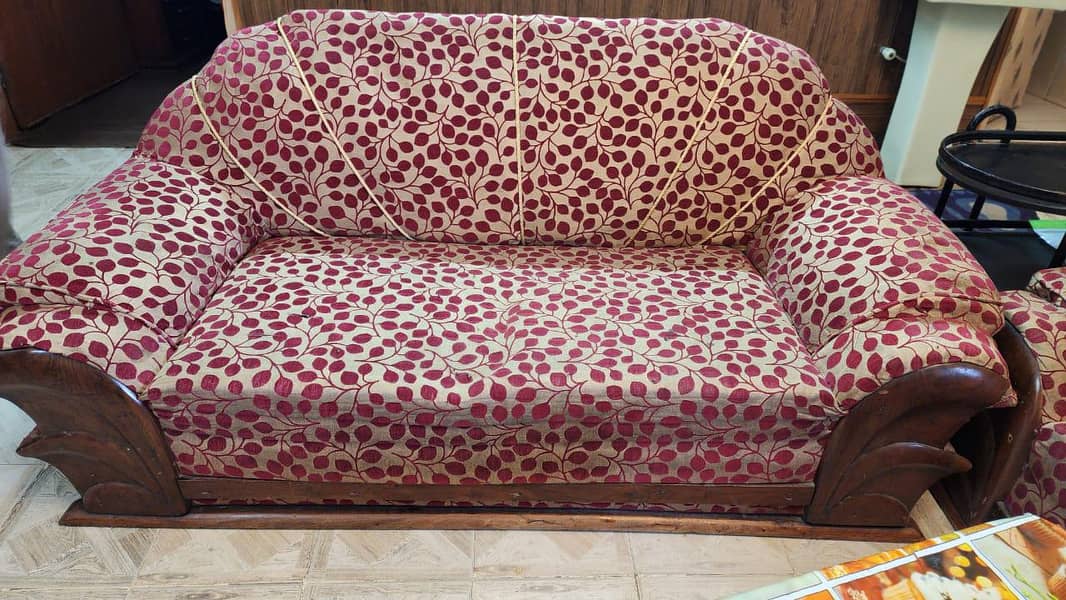 7 stears sofa 1