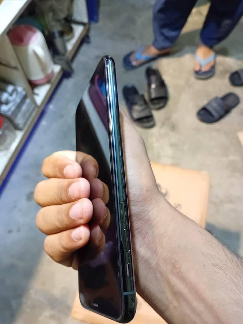 iPhone 11 pro max 2