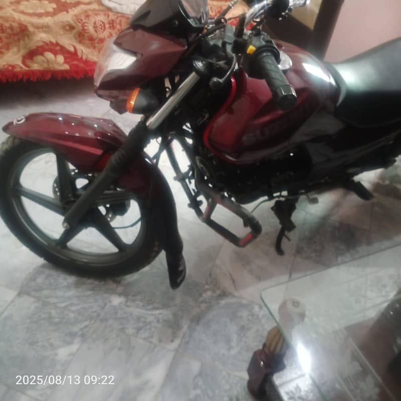 Suzuki GR150 1