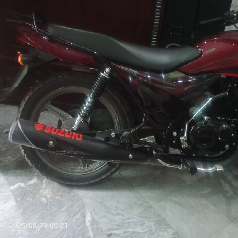 Suzuki GR150 3
