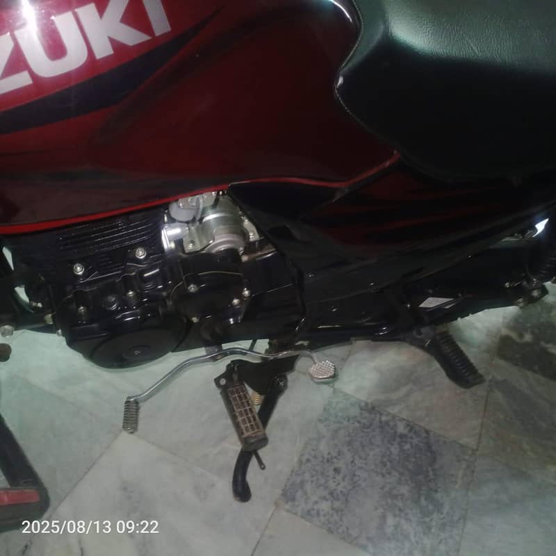 Suzuki GR150 6
