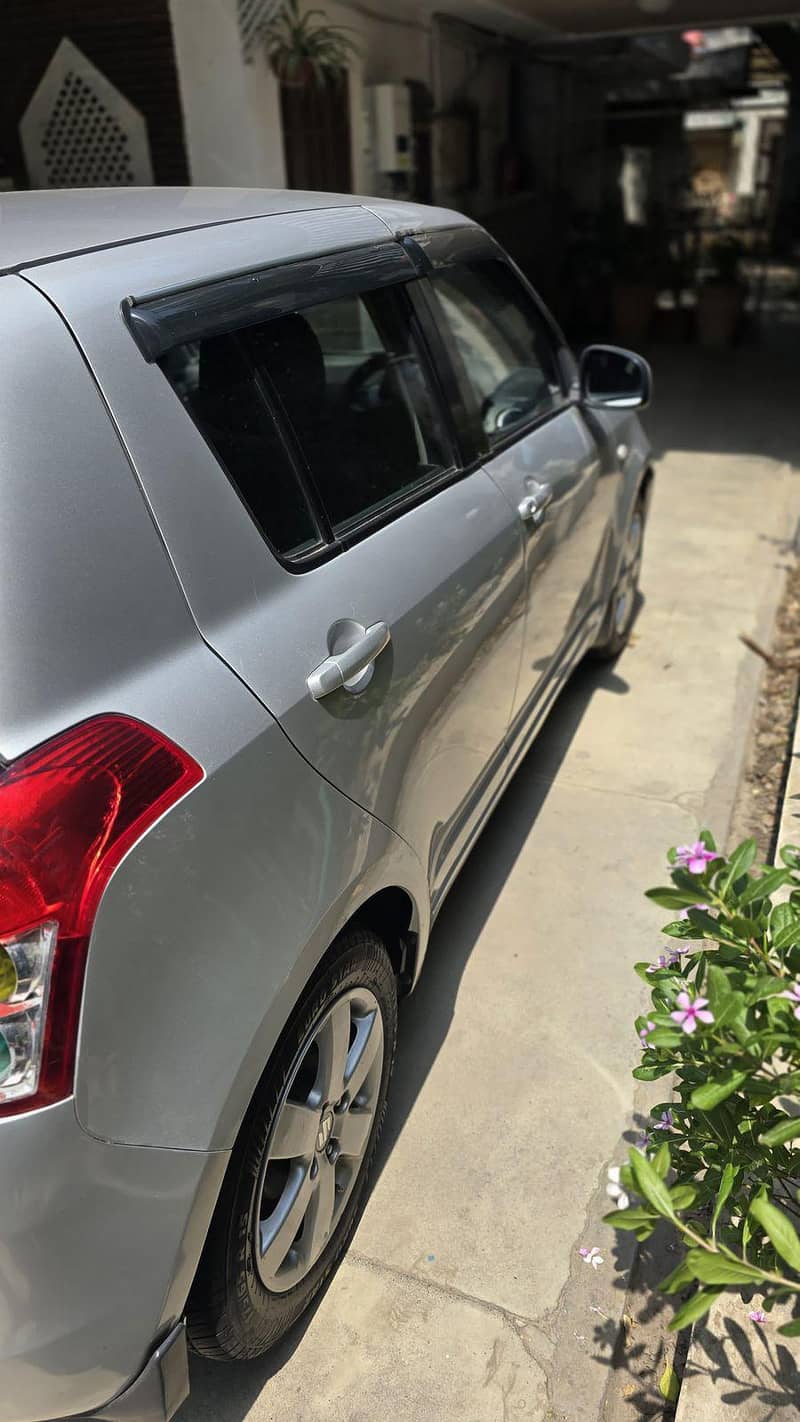 Suzuki Swift 2018 Automatic 5