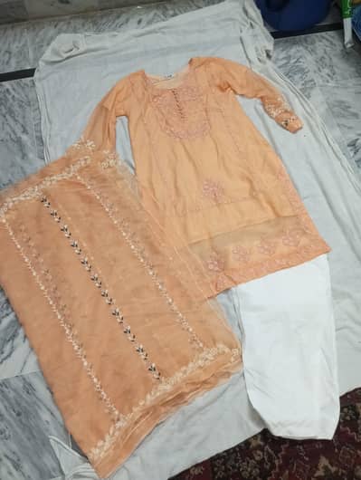 3 piece suit for sale in good condition