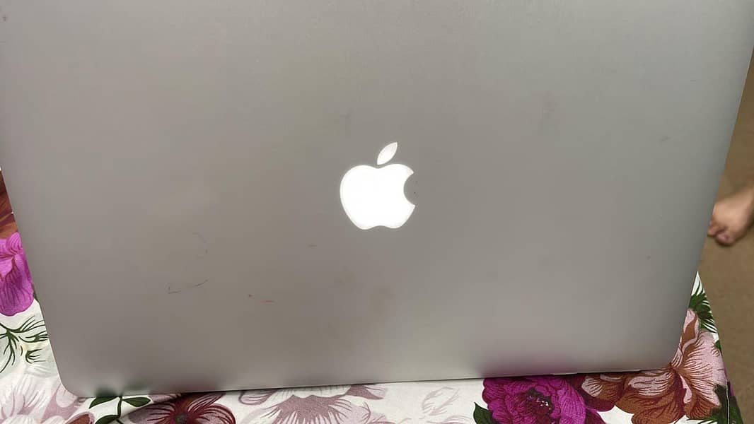 MacBook pro 2015 3