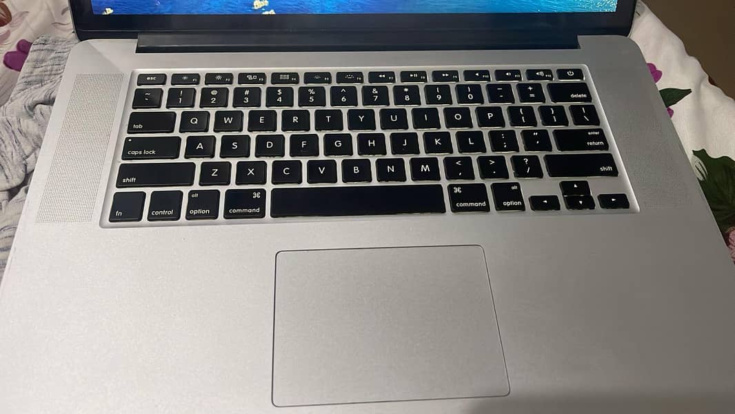 MacBook pro 2015 4