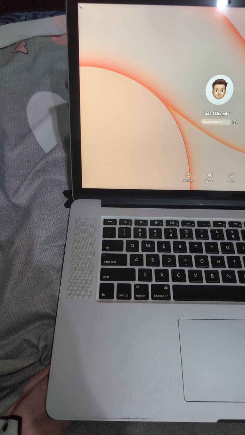 MacBook pro 2015 9