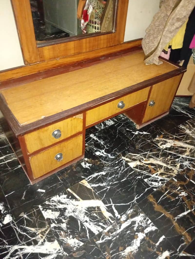 Dressing Table 1